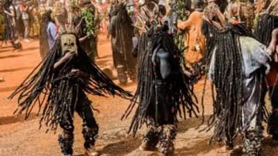 Option 2: Cultural & Coastal Circuit in Cameroon – 9 Days