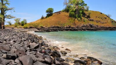 Snorkeling & Diving at Lagoa Azul