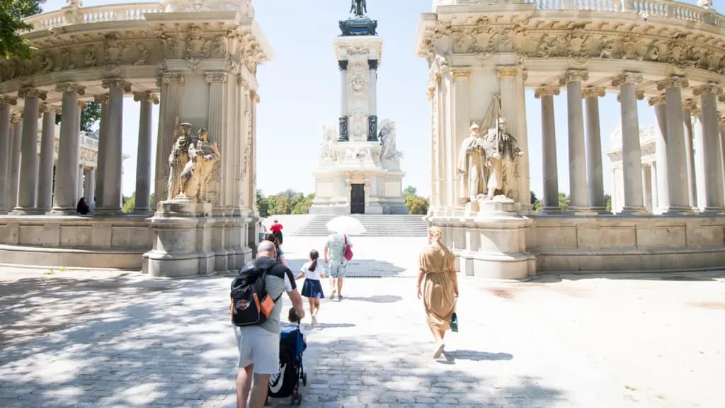 Royal Palace and Plaza Mayor in Madrid | GlobalBush Travel